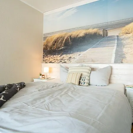 Haus-steinwarder-7-wohnung-strandbude-17 Отель *