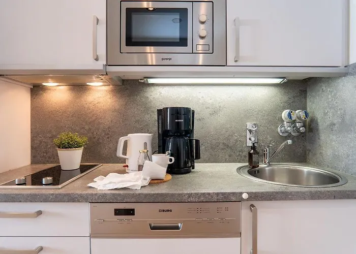 Отель Haus-steinwarder-7-wohnung-strandbude-17